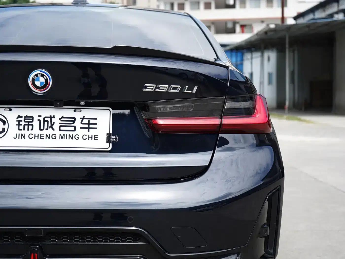 2025 BMW 3 Series 330Li M Sport Shadow Edition — миниатюра 24