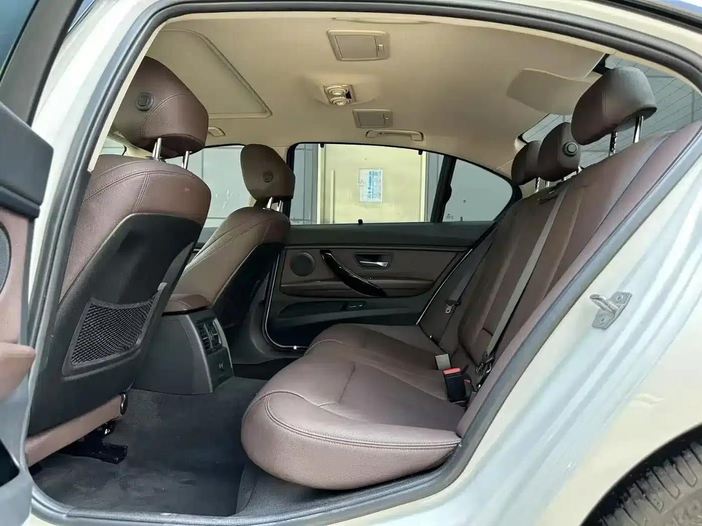 2019 BMW 3 Series 320Li M Sport Package — миниатюра 6