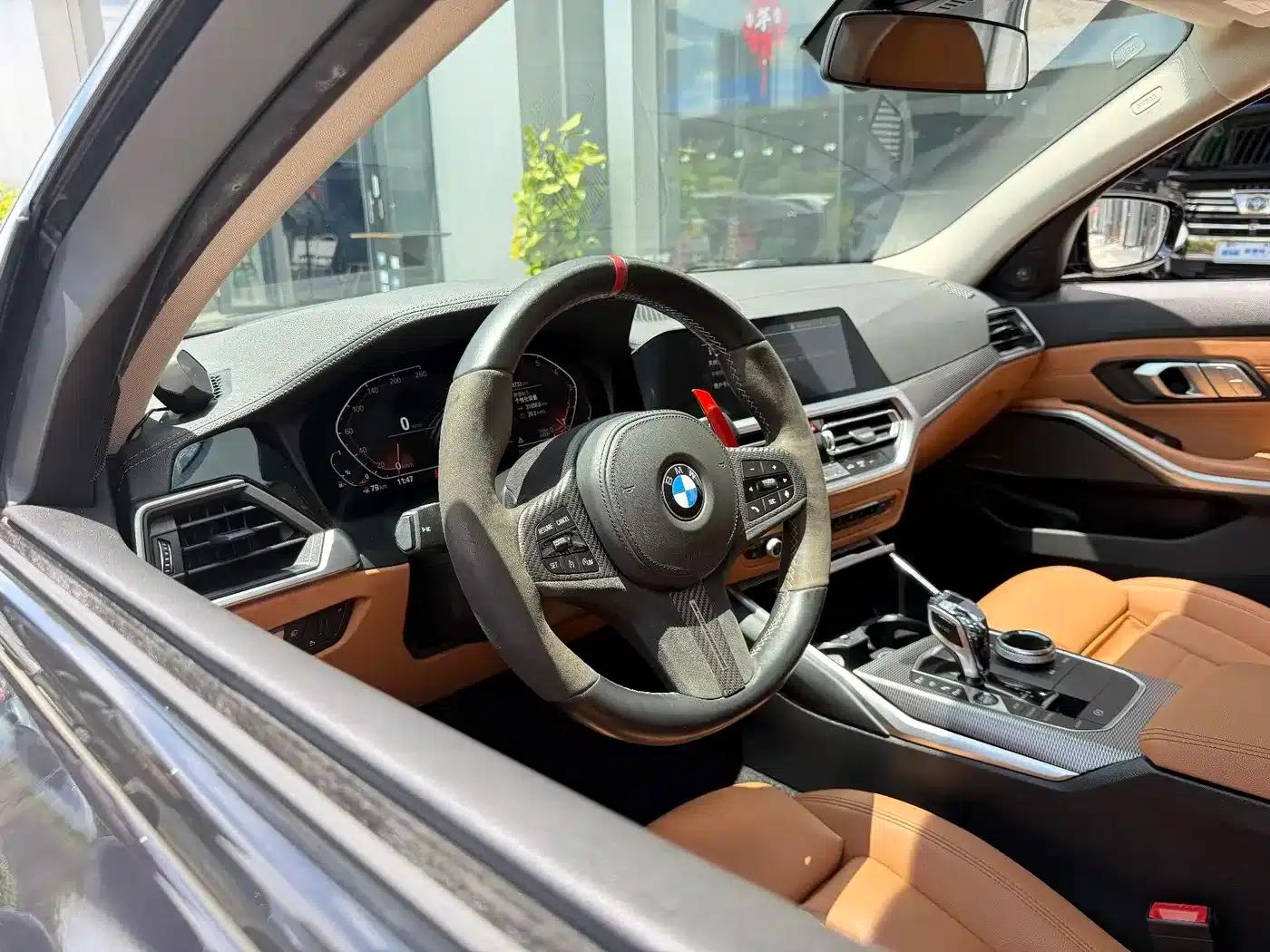 2020 BMW 3 Series 330i M Sport Shadow Edition — миниатюра 12