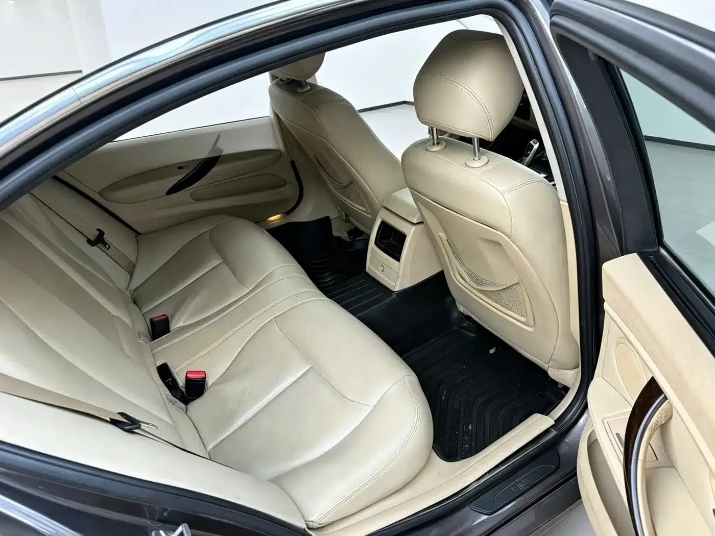 BMW 3 Series 2013 320Li Fashion Edition — миниатюра 8