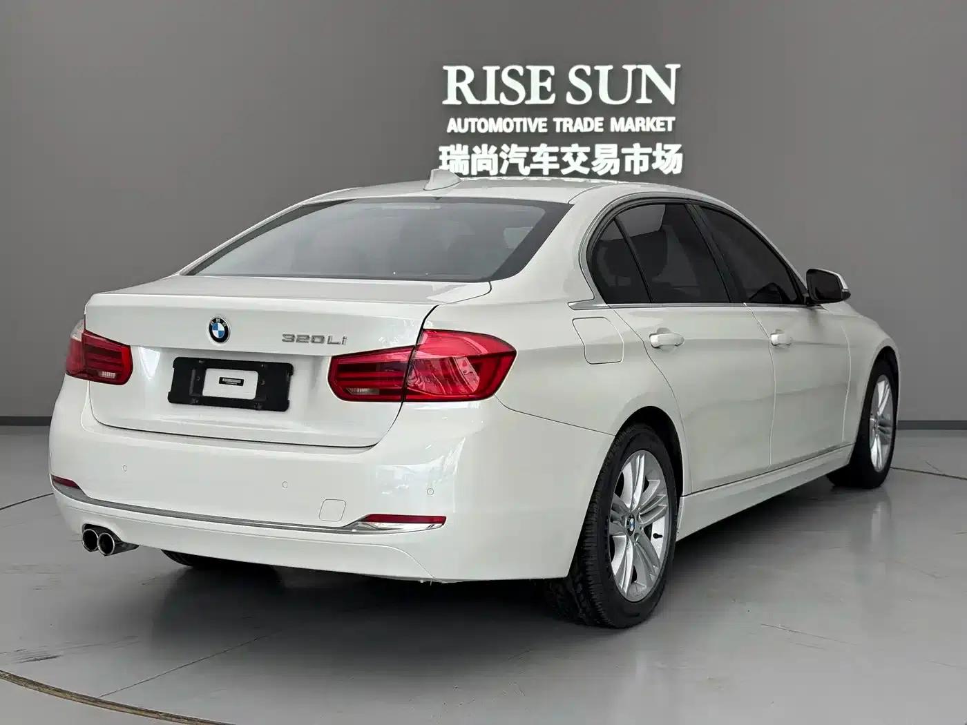 2017 BMW 3 Series 320Li Fashion Edition — миниатюра 9