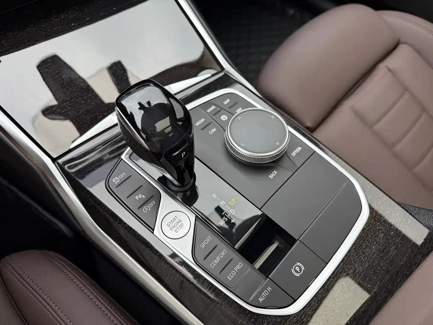 BMW 3 Series 2021 Facelift II 325Li M Sport Package — миниатюра 12