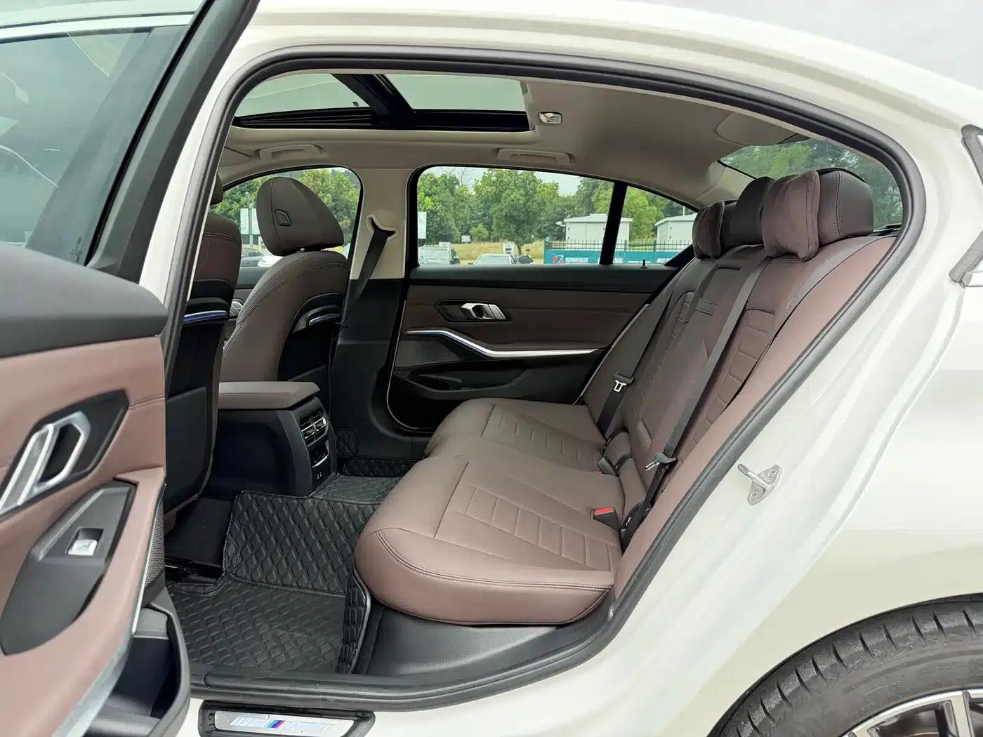 BMW 3 Series 2021 Facelift II 325Li M Sport Package — миниатюра 17