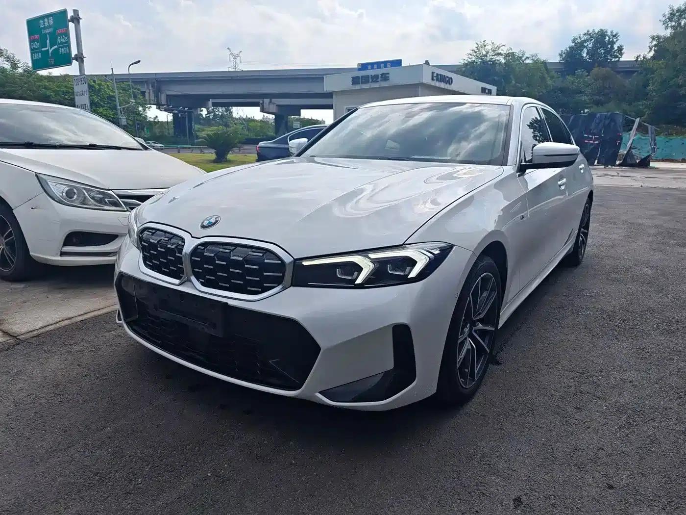 2025 BMW 3 Series 325Li M Sport Package — миниатюра 1