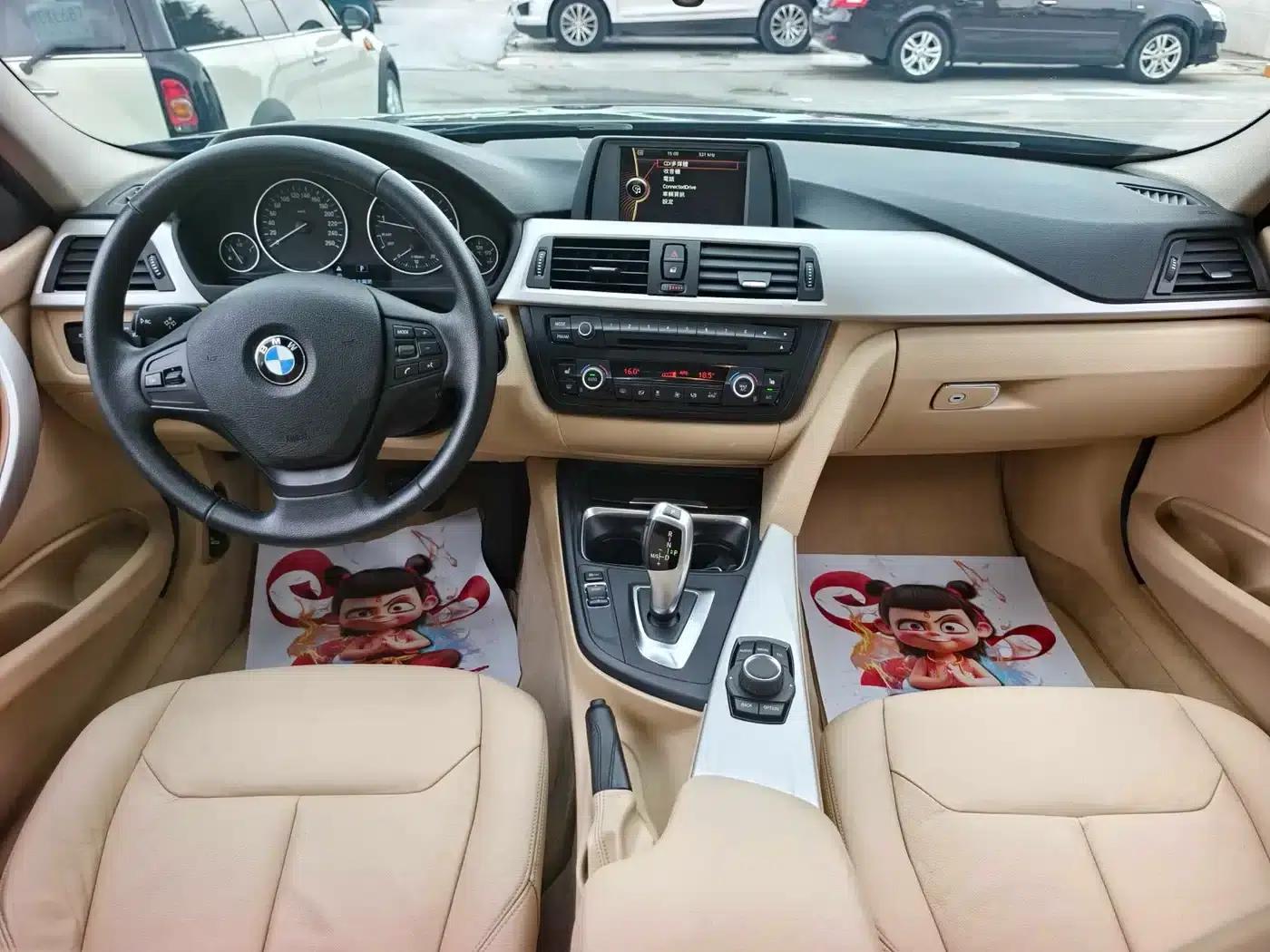 2014 BMW 3 Series 320i Fashion Edition — миниатюра 10