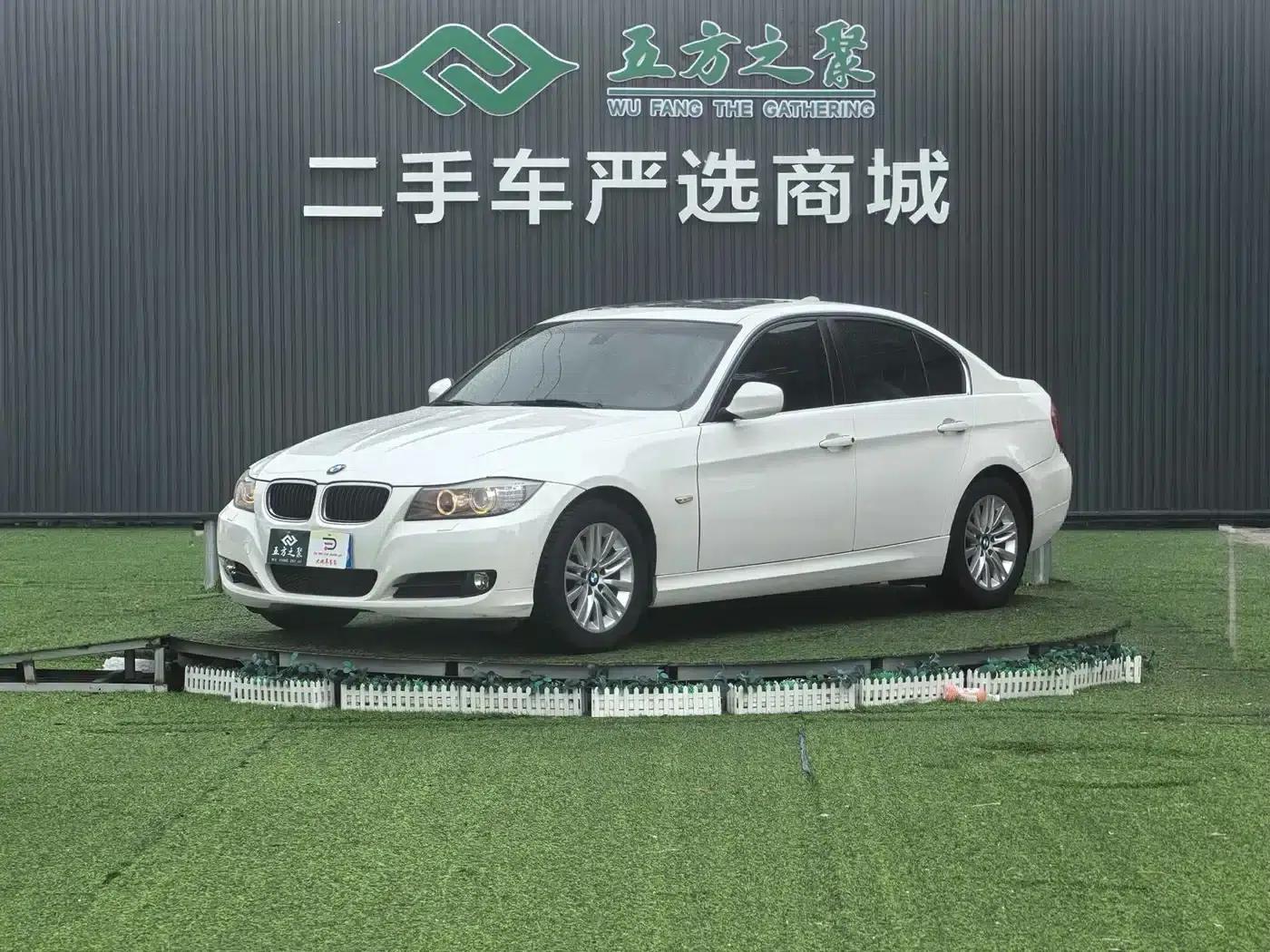 BMW 3 Series 2012 320i Fashion Edition — миниатюра 1