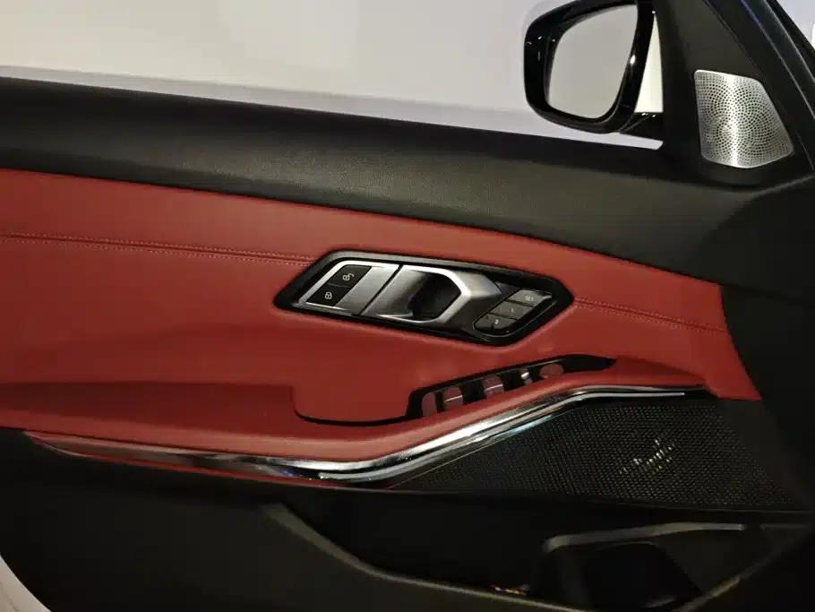 2023 BMW 3 Series 320Li M Sport Package — миниатюра 7