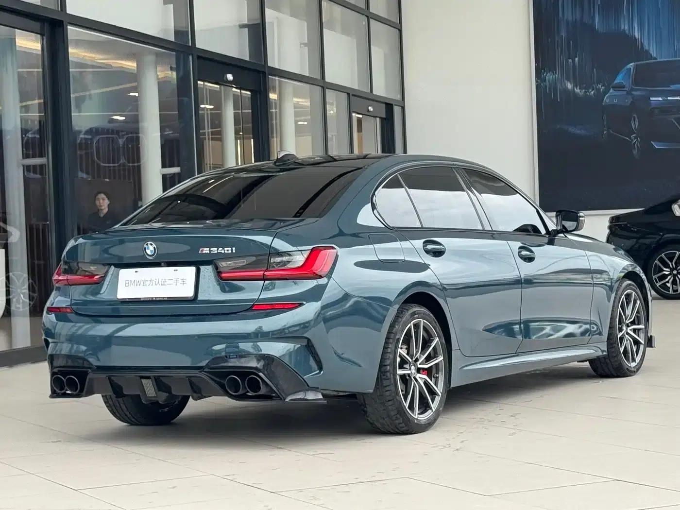 2020 BMW 3 Series 325Li M Sport Shadow Edition — миниатюра 6