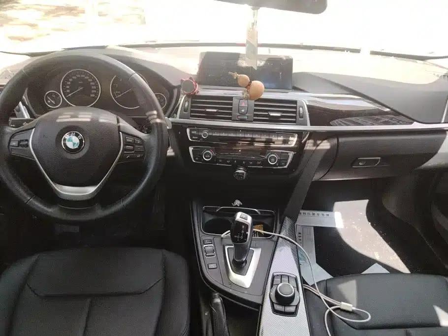2017 BMW 3 Series 318i Fashion Edition — миниатюра 12