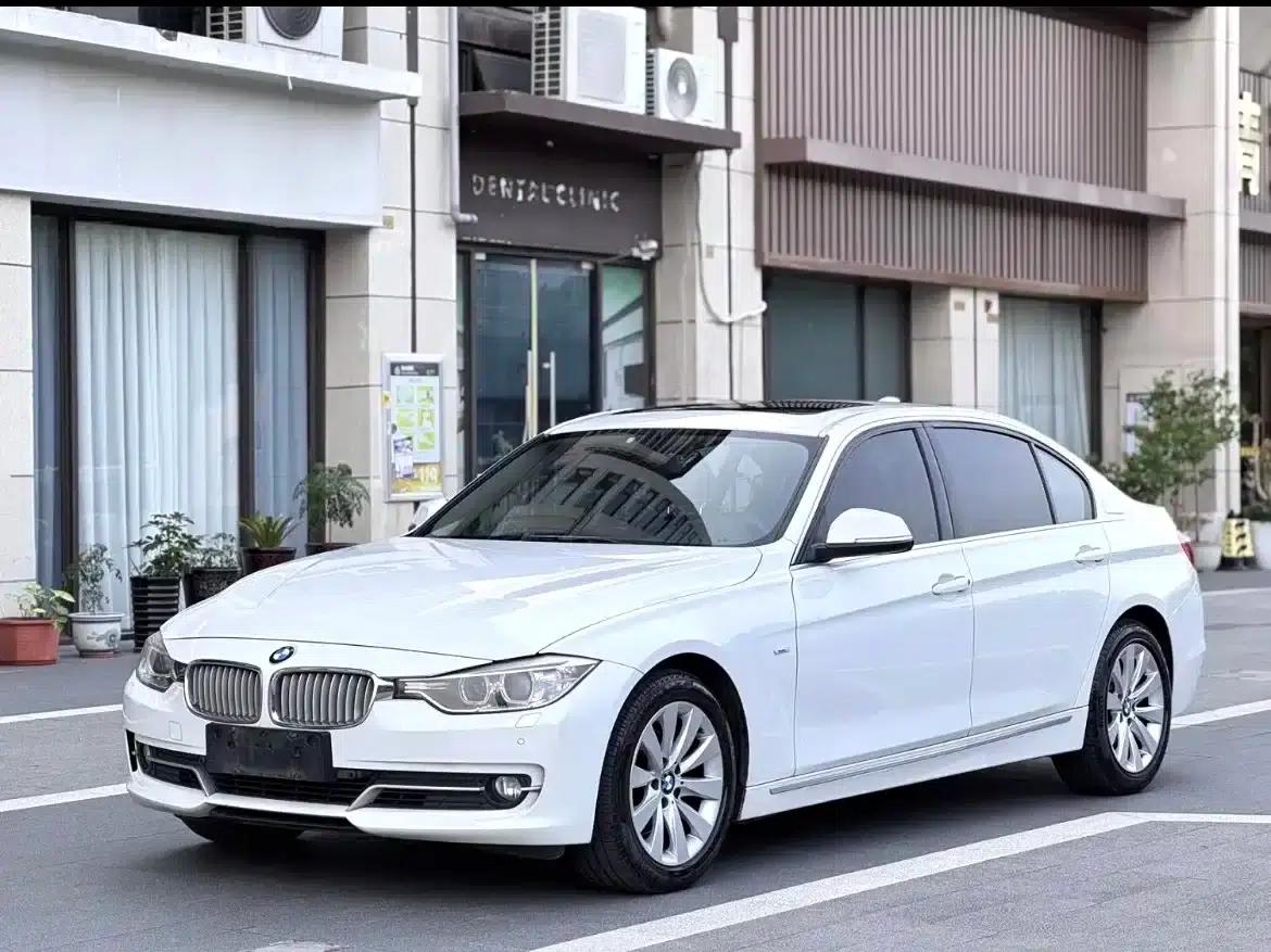 2016 BMW 3 Series 320i Fashion Edition — миниатюра 1