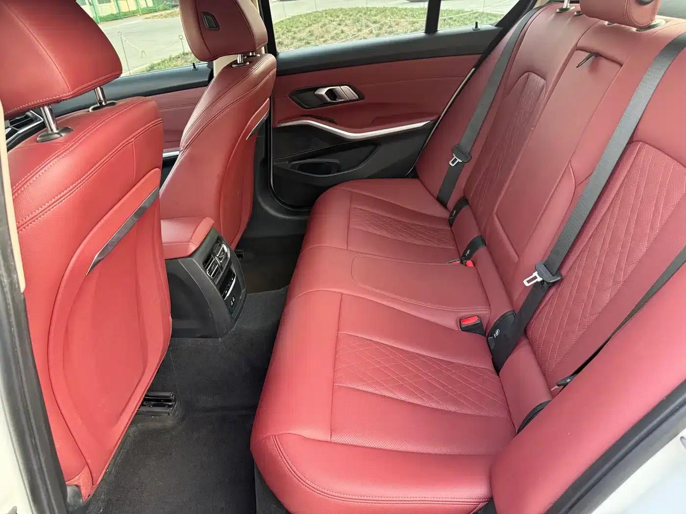 2024 BMW 3 Series 320i M Sport Package — миниатюра 13