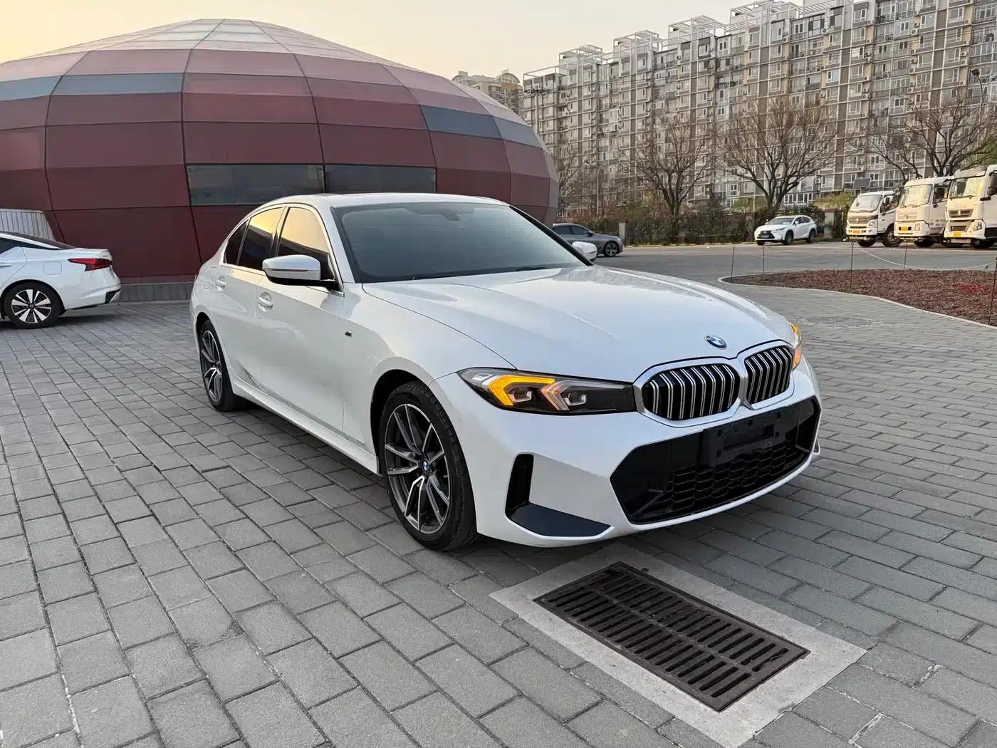 2024 BMW 3 Series 320i M Sport Package — миниатюра 3
