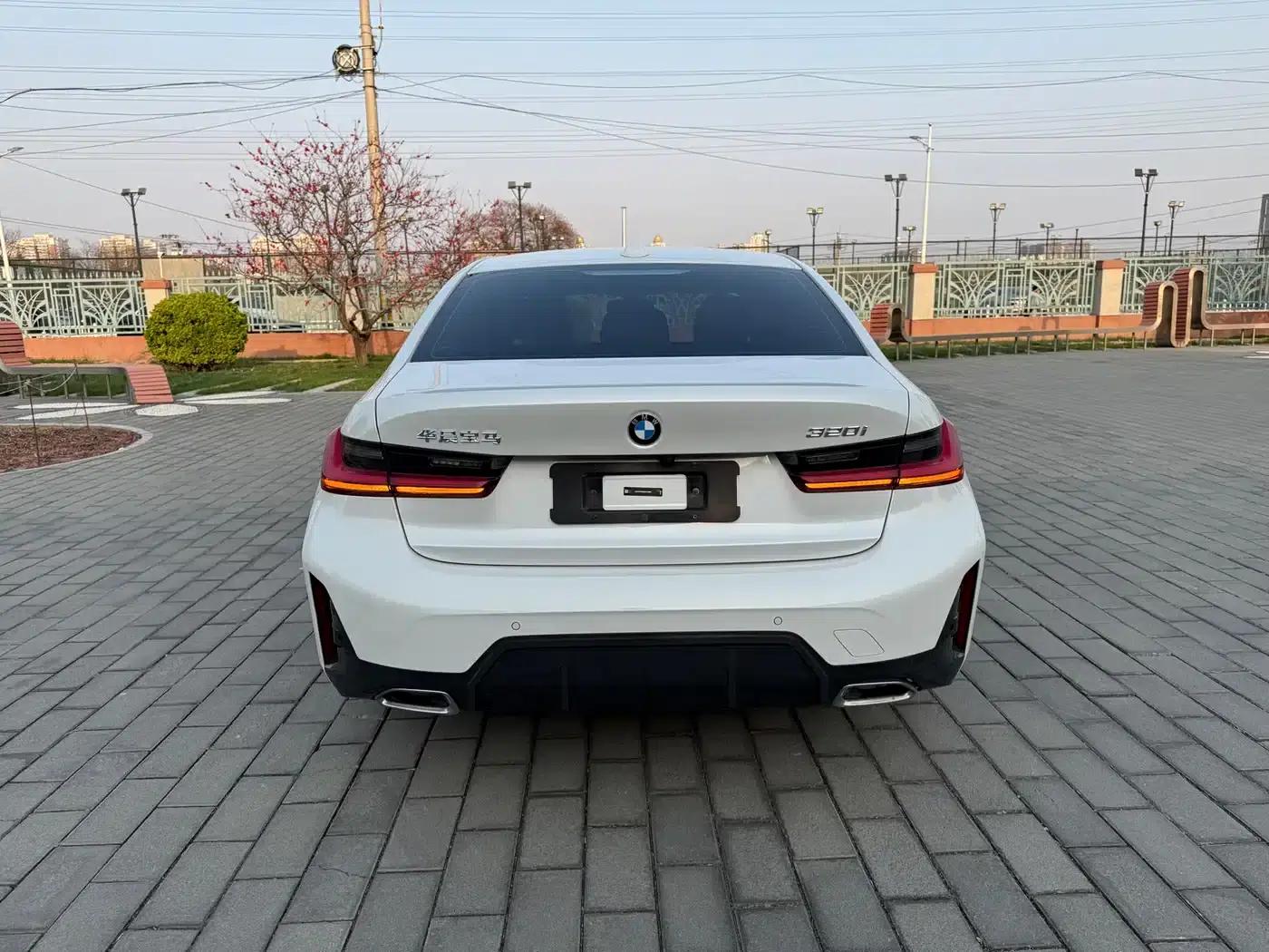 2024 BMW 3 Series 320i M Sport Package — миниатюра 5