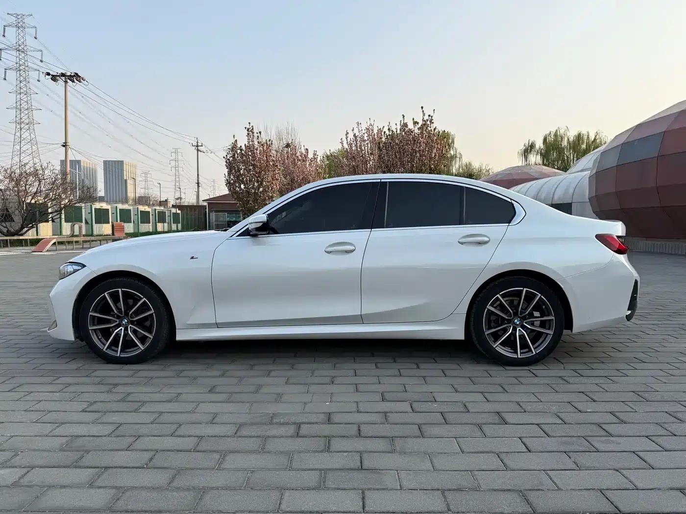 2024 BMW 3 Series 320i M Sport Package — миниатюра 7