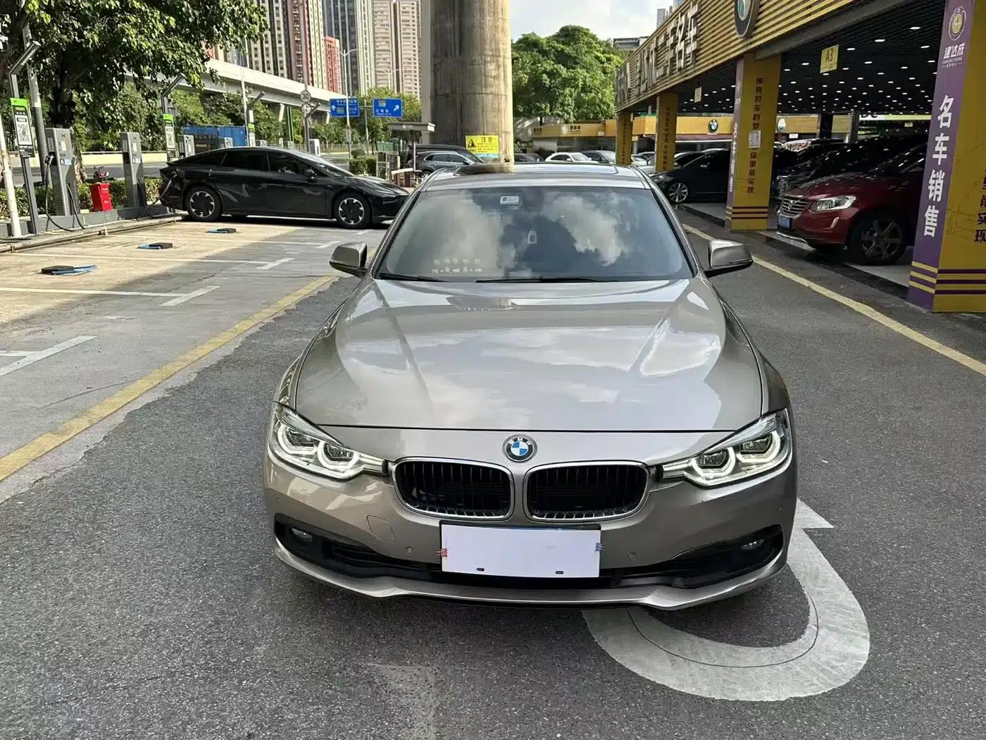 2017 BMW 3 Series 318i Fashion Edition — миниатюра 2