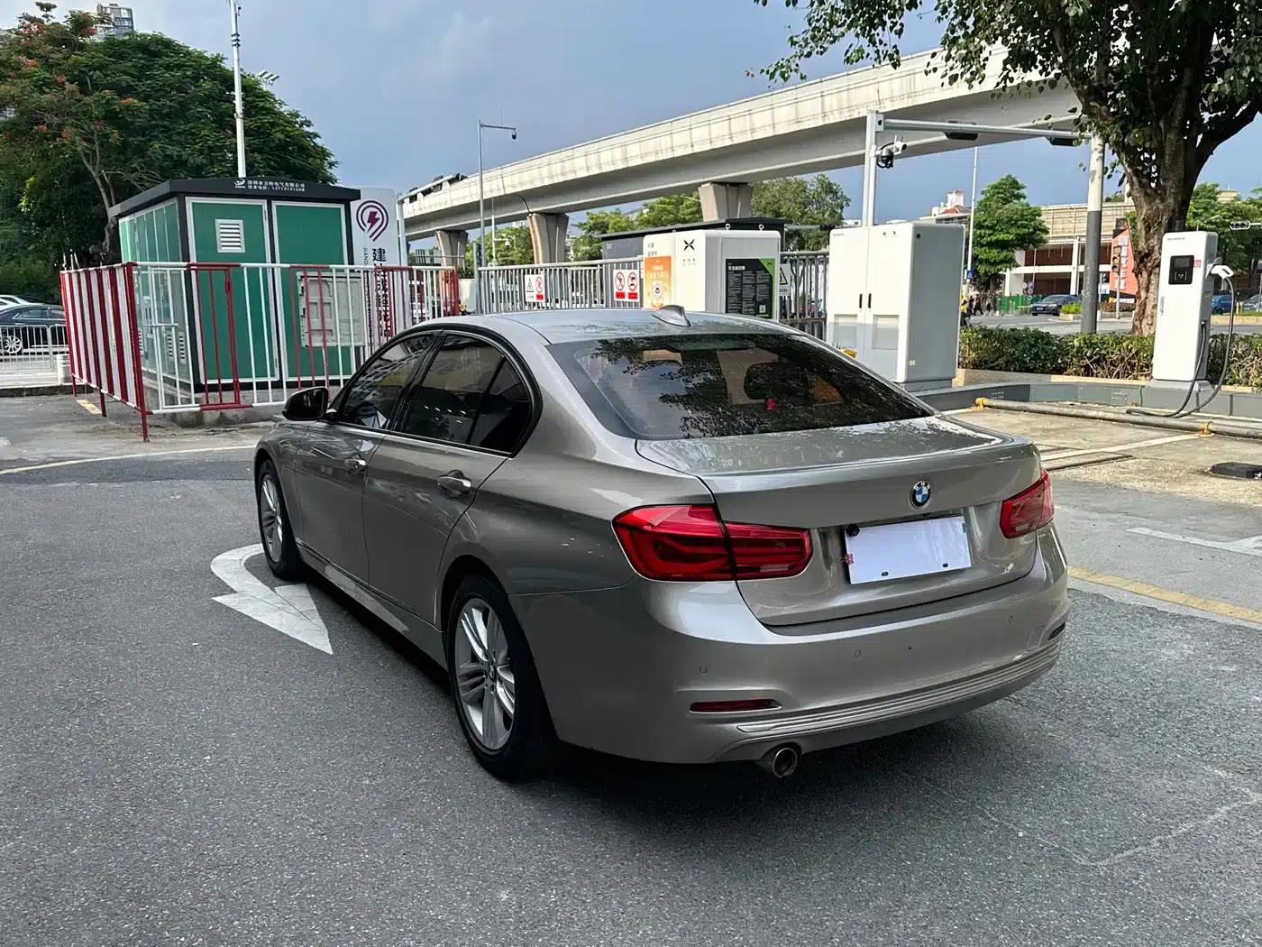 2017 BMW 3 Series 318i Fashion Edition — миниатюра 7