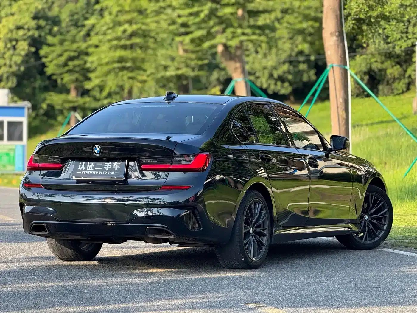 2021 BMW 3 Series 325i M Sport Shadow Edition — миниатюра 4