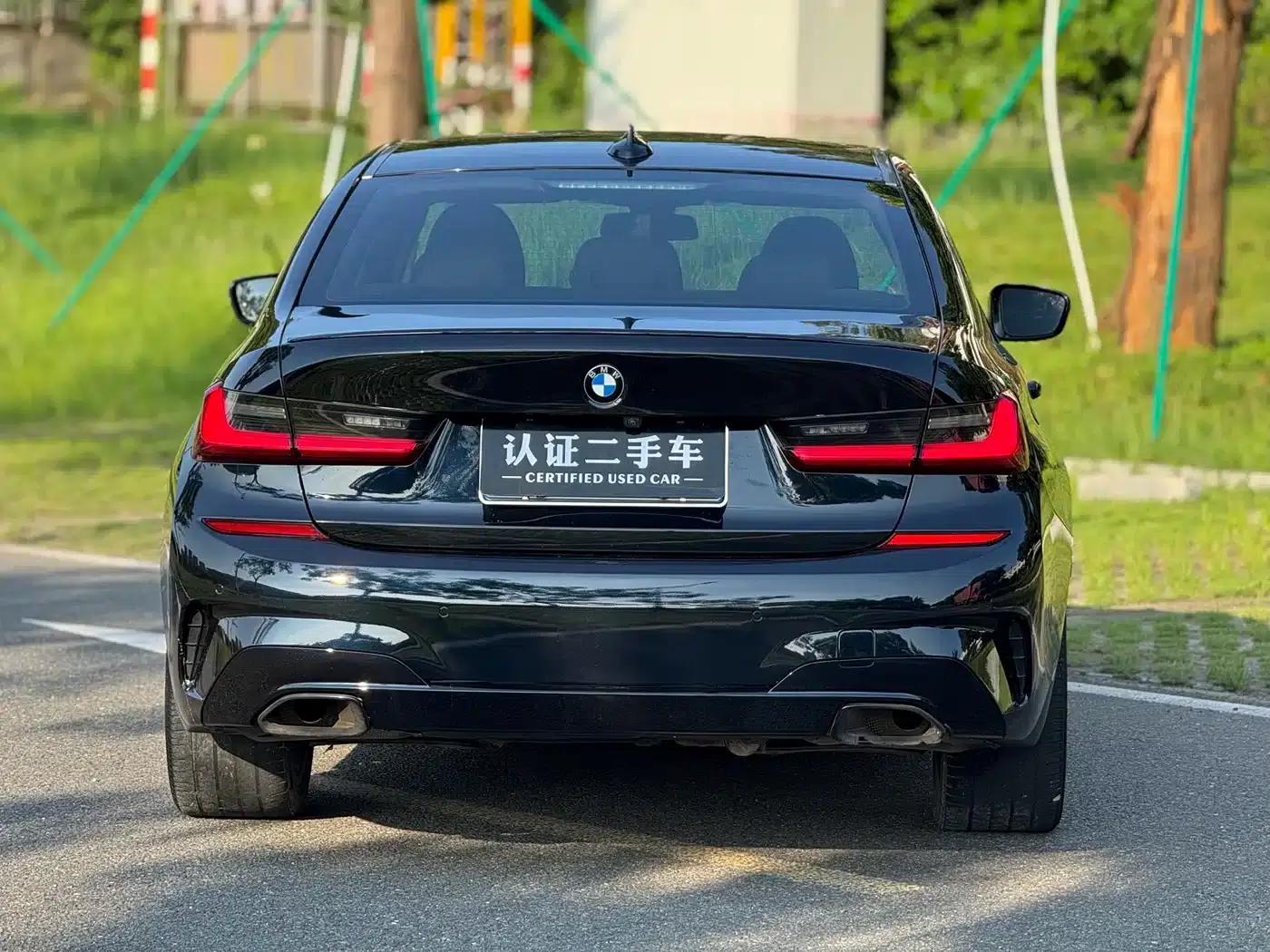 2021 BMW 3 Series 325i M Sport Shadow Edition — миниатюра 5