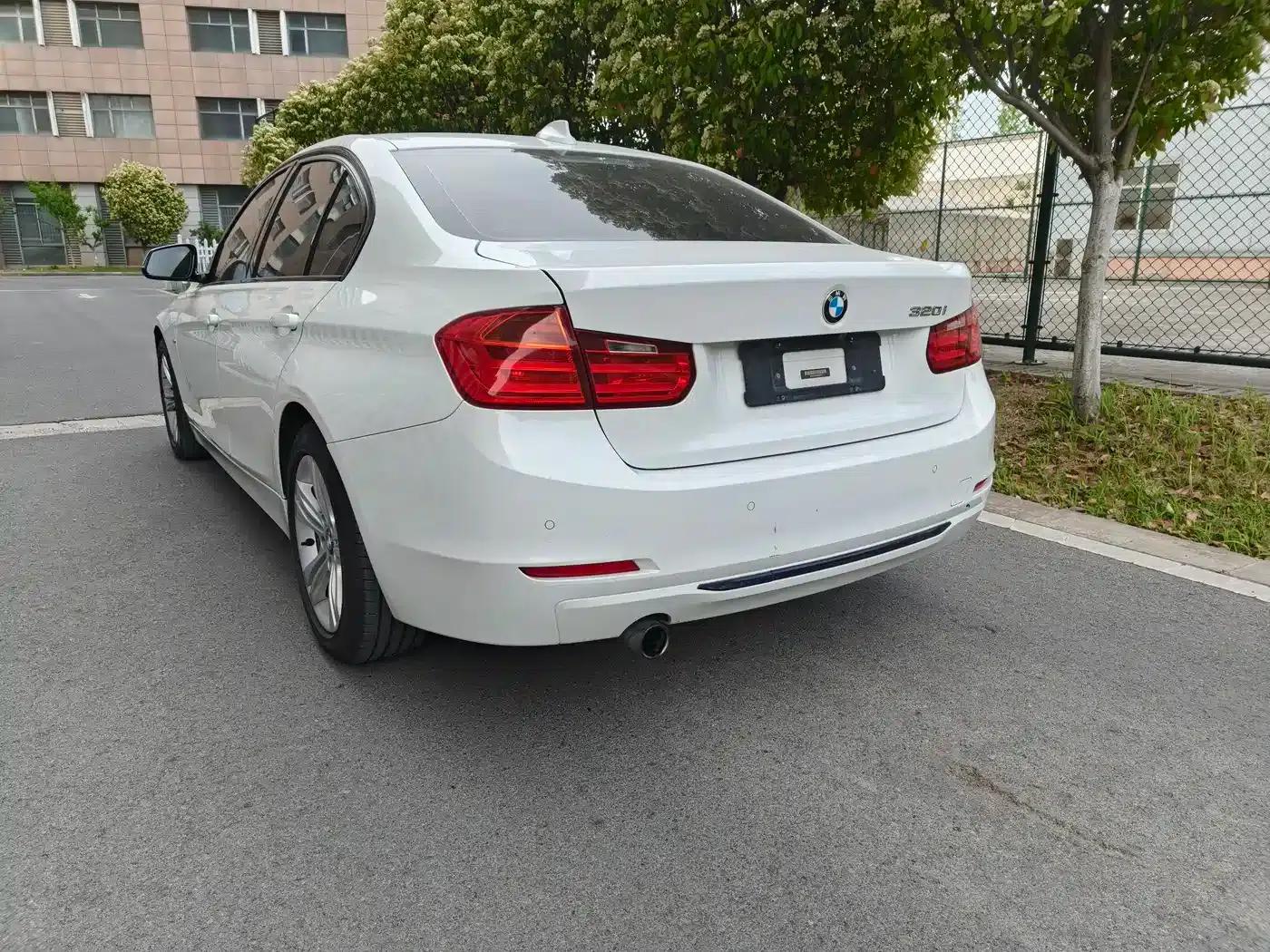 2014 BMW 3 Series 320i Sport Design Package — миниатюра 8
