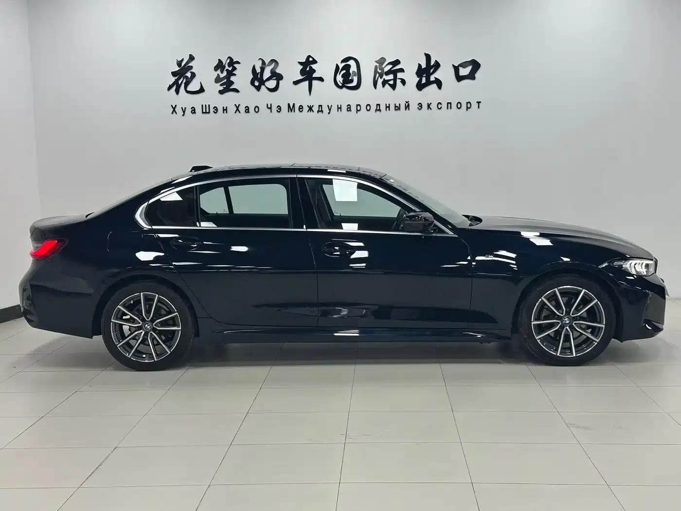 2023 BMW 3 Series 320Li M Sport Package — миниатюра 4
