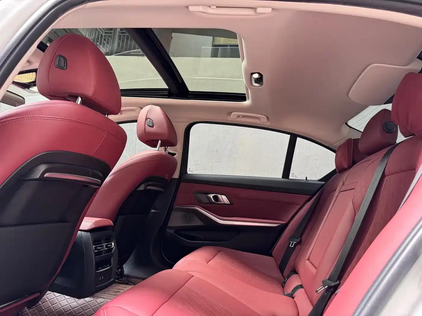 2022 BMW 3 Series 320Li M Sport Package — миниатюра 17