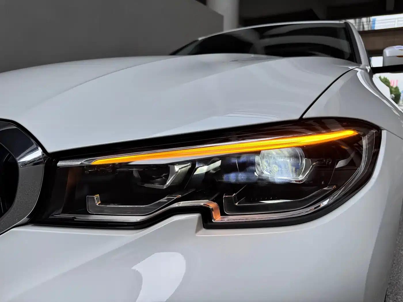 2022 BMW 3 Series 320Li M Sport Package — миниатюра 22