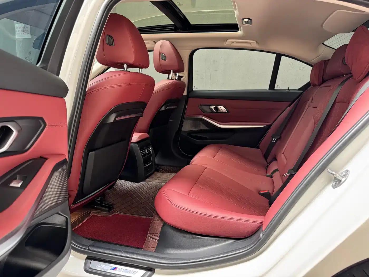 2022 BMW 3 Series 320Li M Sport Package — миниатюра 7
