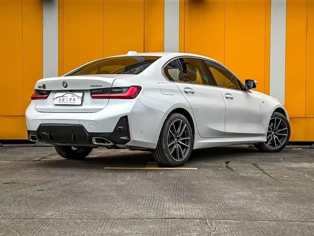 2025 BMW 3 Series 325i M Sport Package — миниатюра 3