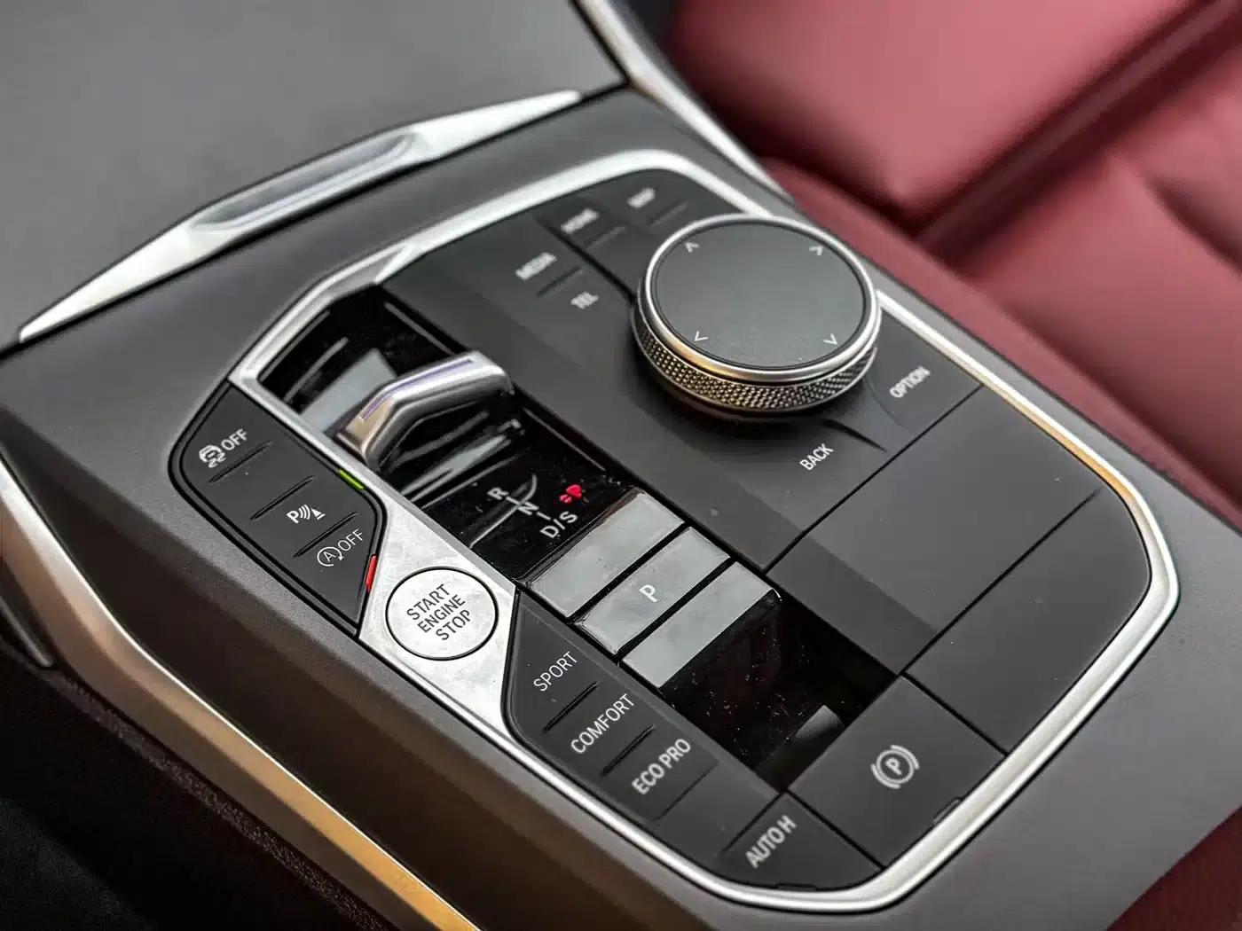 2025 BMW 3 Series 325i M Sport Package — миниатюра 5