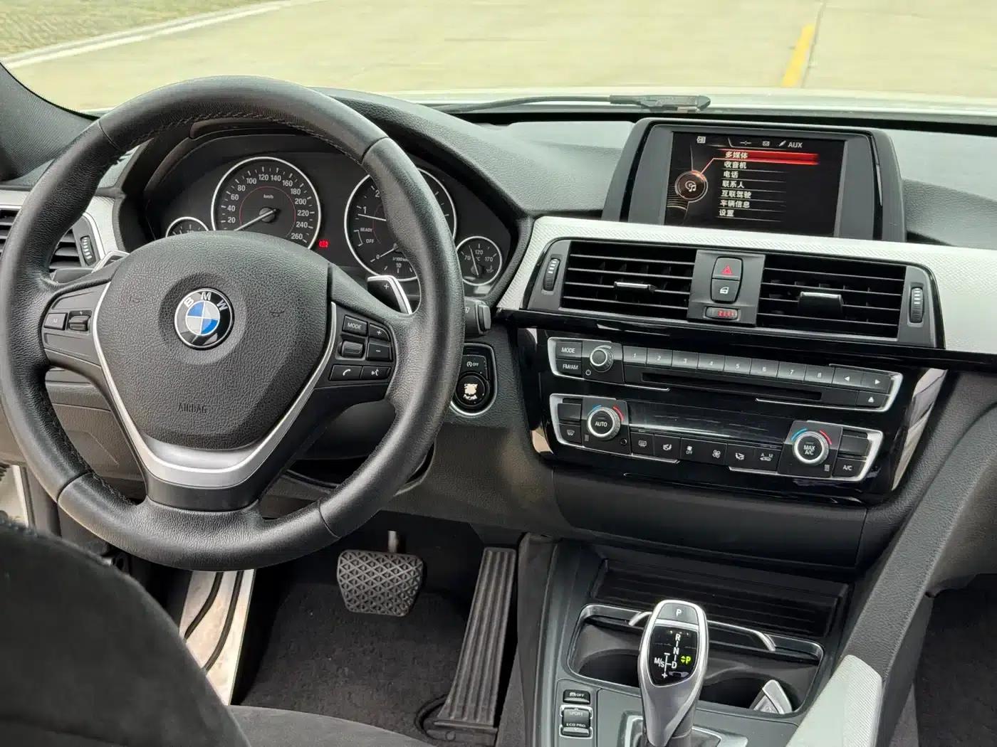 2017 BMW 3 Series 320i M Sport — миниатюра 14