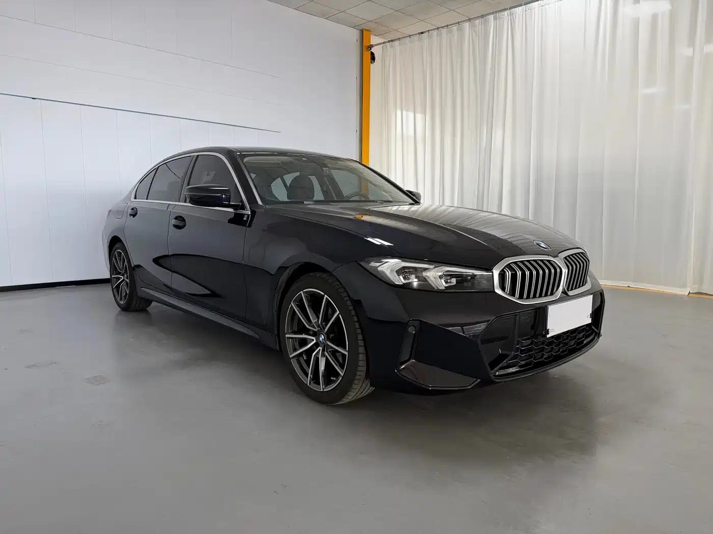 2023 BMW 3 Series 320Li M Sport Package — миниатюра 2