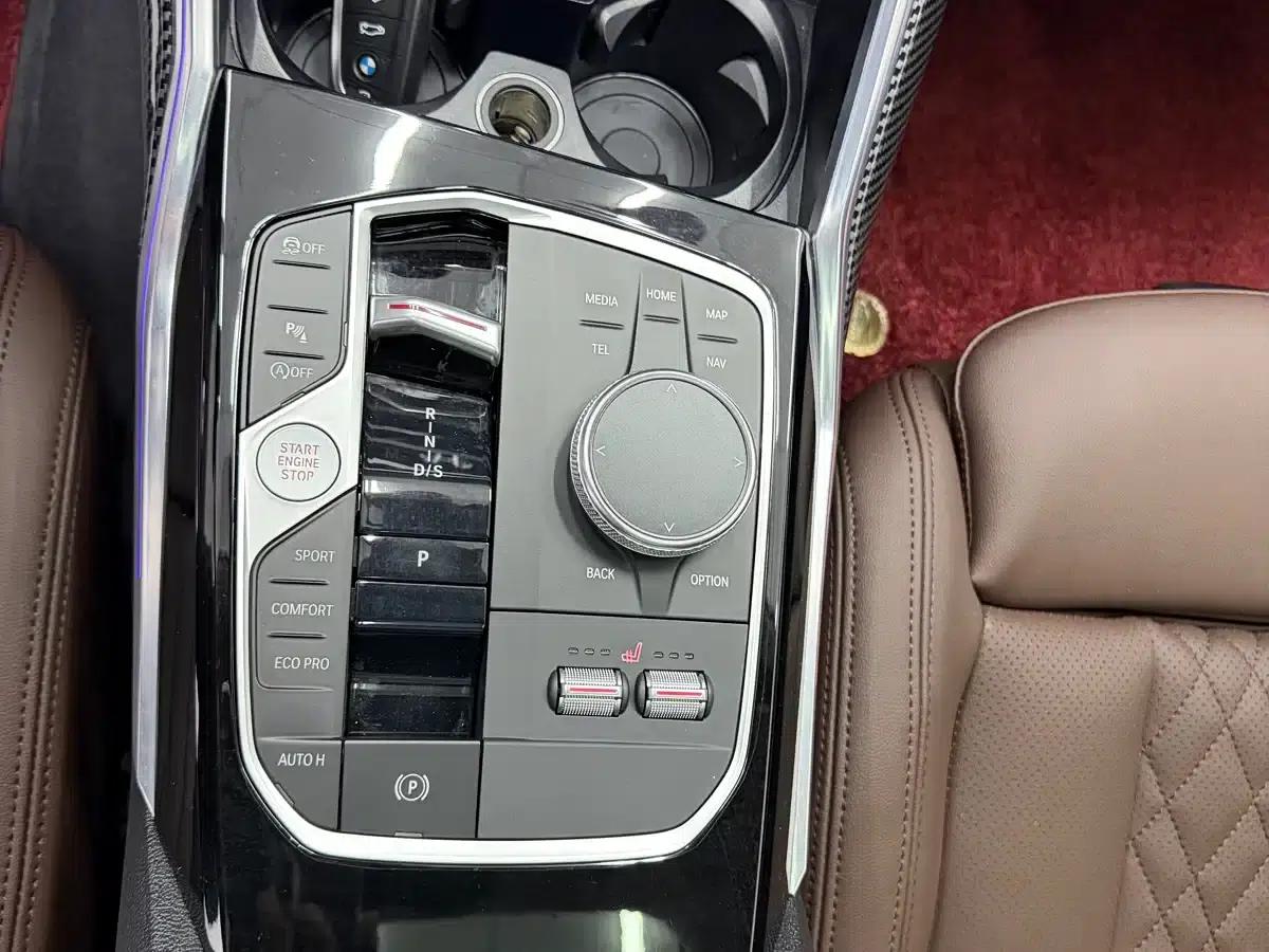 2023 BMW 3 Series 320Li M Sport Package — миниатюра 12