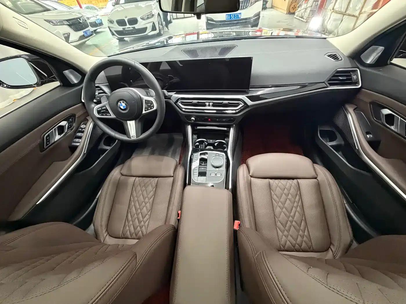2023 BMW 3 Series 320Li M Sport Package — миниатюра 9