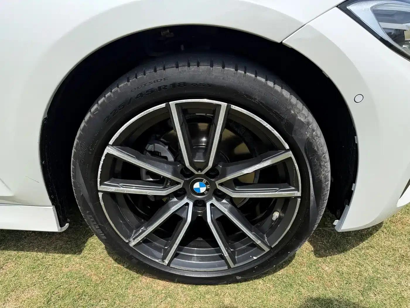 2021 BMW 3 Series 325Li M Sport Package — миниатюра 17