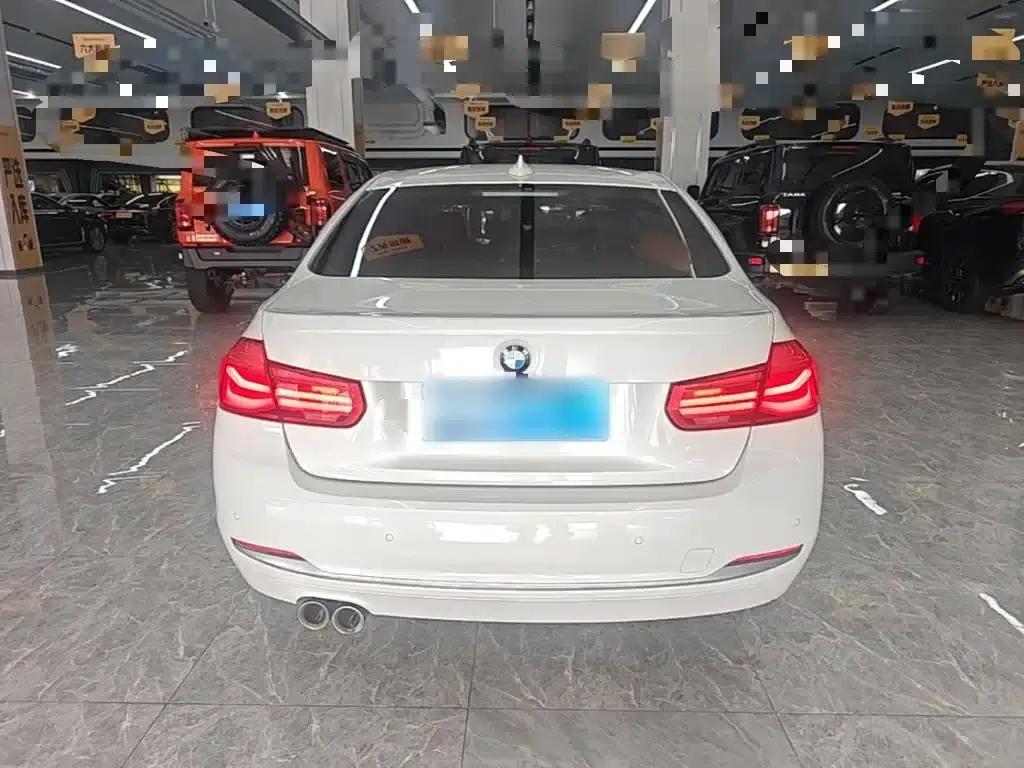 BMW 3 Series 2019 320Li Fashion Edition — миниатюра 6