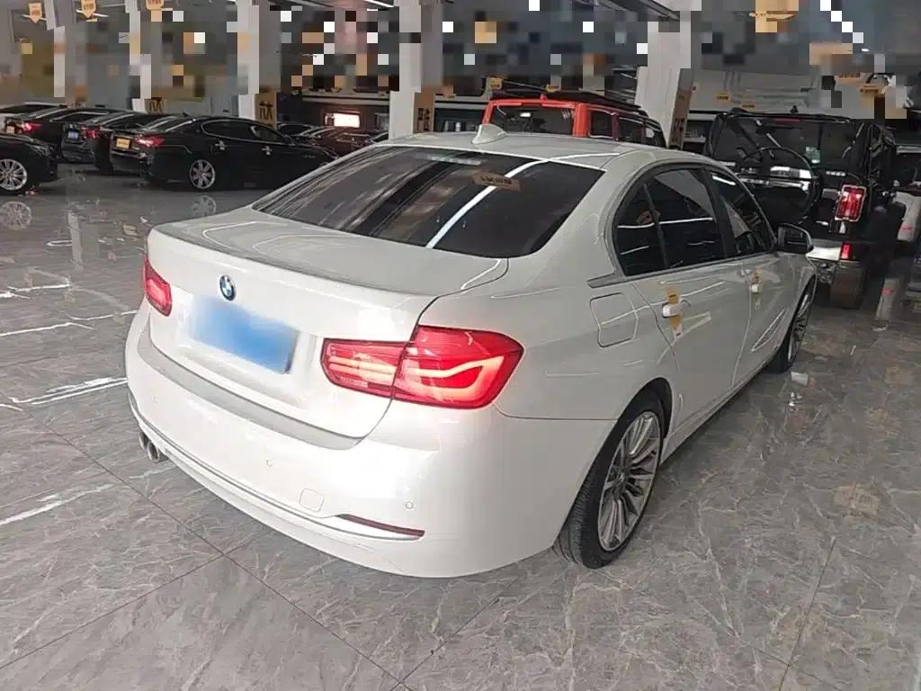 BMW 3 Series 2019 320Li Fashion Edition — миниатюра 7