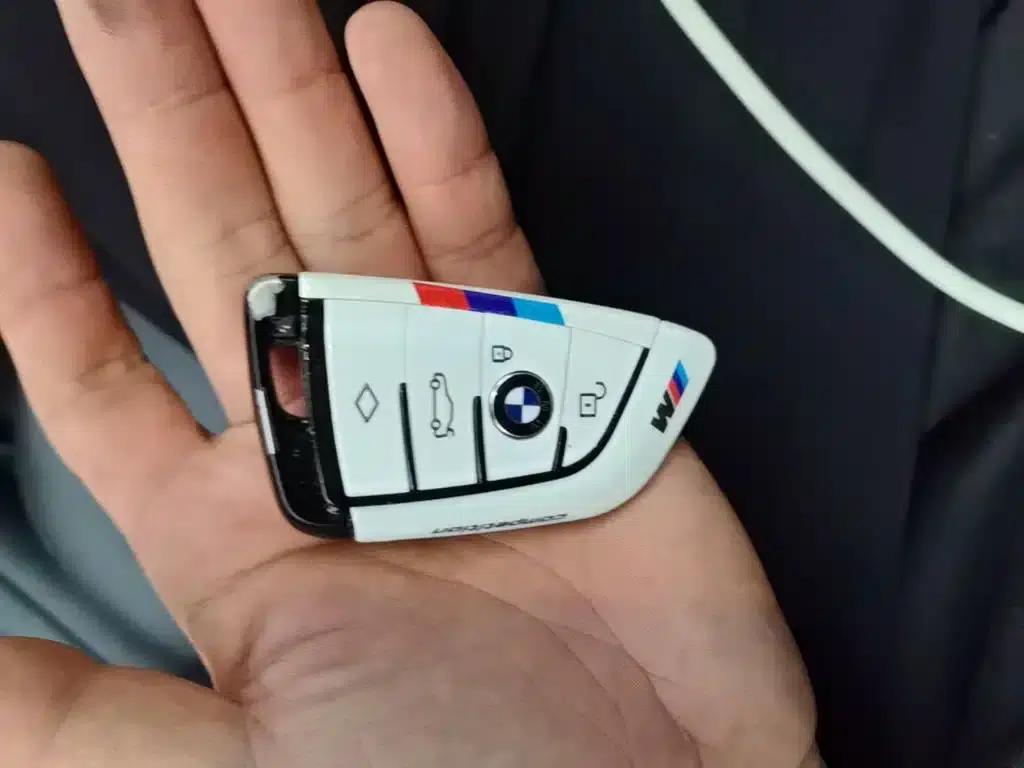 BMW 3 Series 2015 316Li Fashion Edition — миниатюра 9