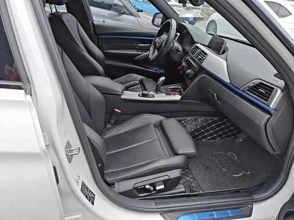2018 BMW 3 Series 320i M Sport Package — миниатюра 25