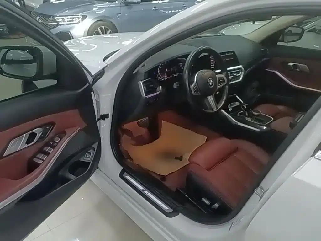 2022 BMW 3 Series 325Li M Sport Package — миниатюра 16