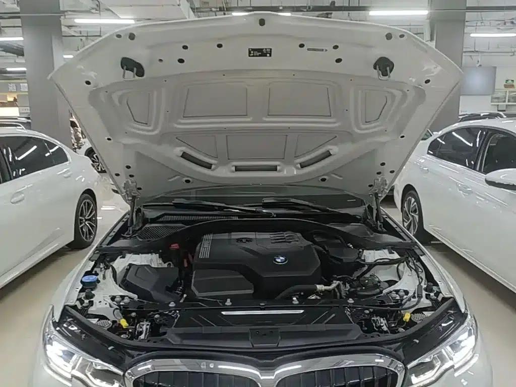 2022 BMW 3 Series 325Li M Sport Package — миниатюра 20