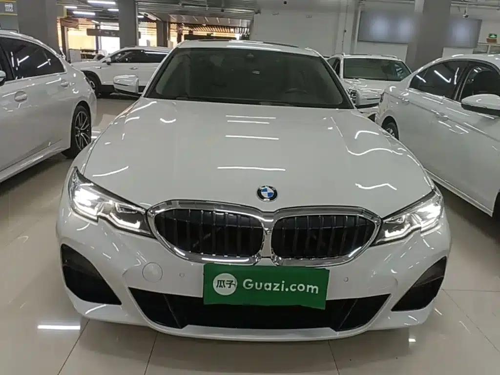 2022 BMW 3 Series 325Li M Sport Package — миниатюра 3