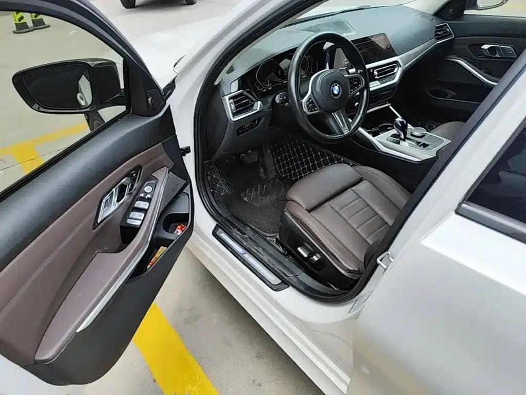2020 BMW 3 Series 325Li M Sport Shadow Edition — миниатюра 16