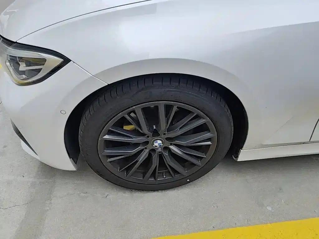 2020 BMW 3 Series 325Li M Sport Shadow Edition — миниатюра 23