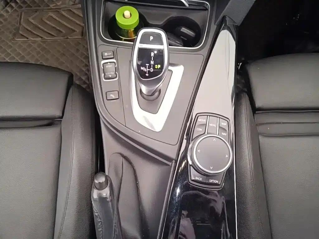 2019 BMW 3 Series 320Li M Sport Package — миниатюра 14