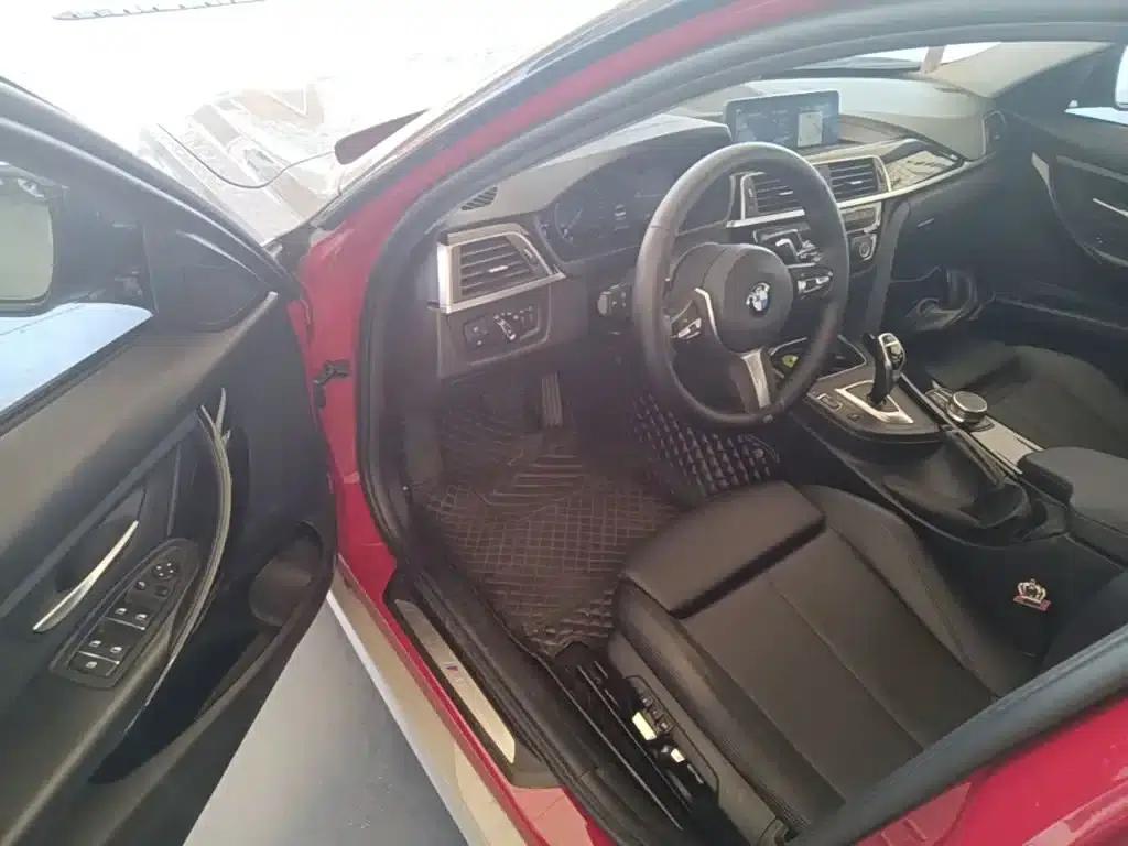 2019 BMW 3 Series 320Li M Sport Package — миниатюра 16