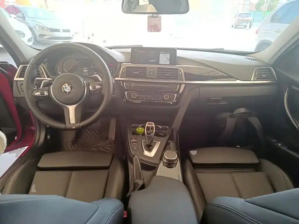 2019 BMW 3 Series 320Li M Sport Package — миниатюра 10