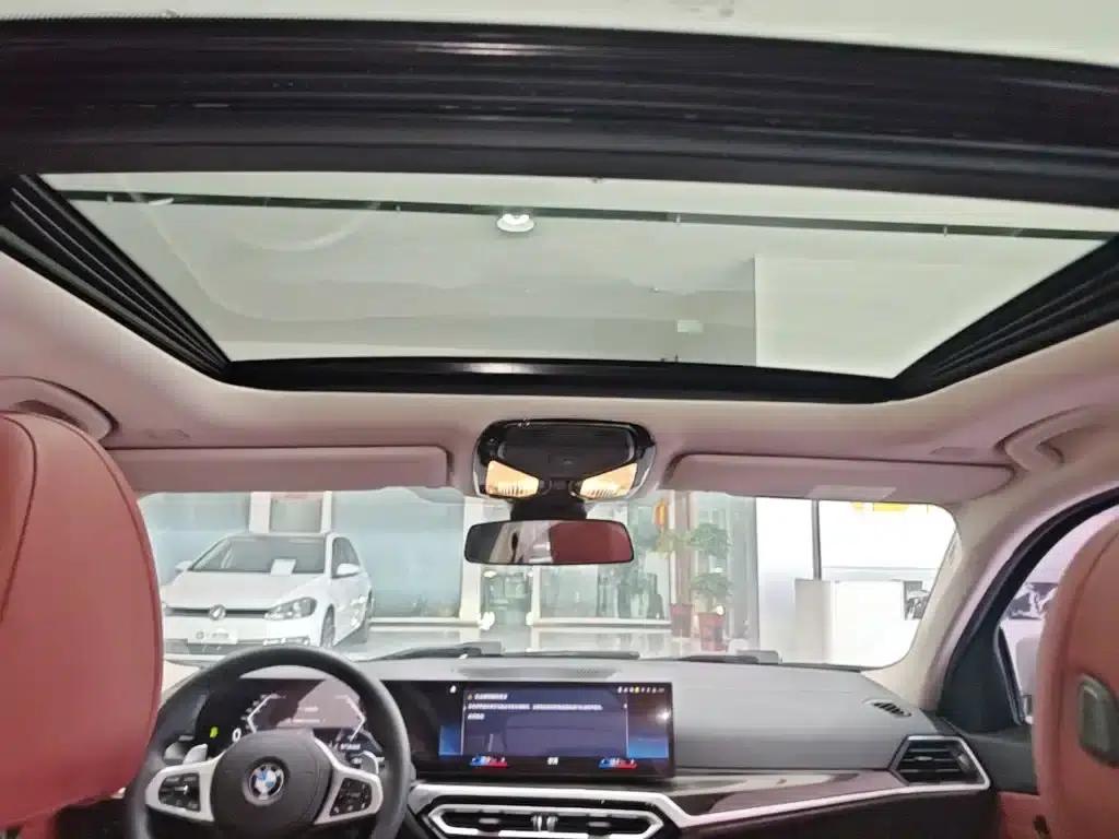 2023 BMW 3 Series 325Li M Sport Package — миниатюра 18
