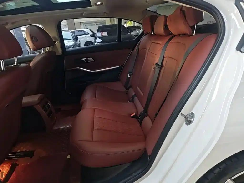 2023 BMW 3 Series 325Li M Sport Package — миниатюра 13