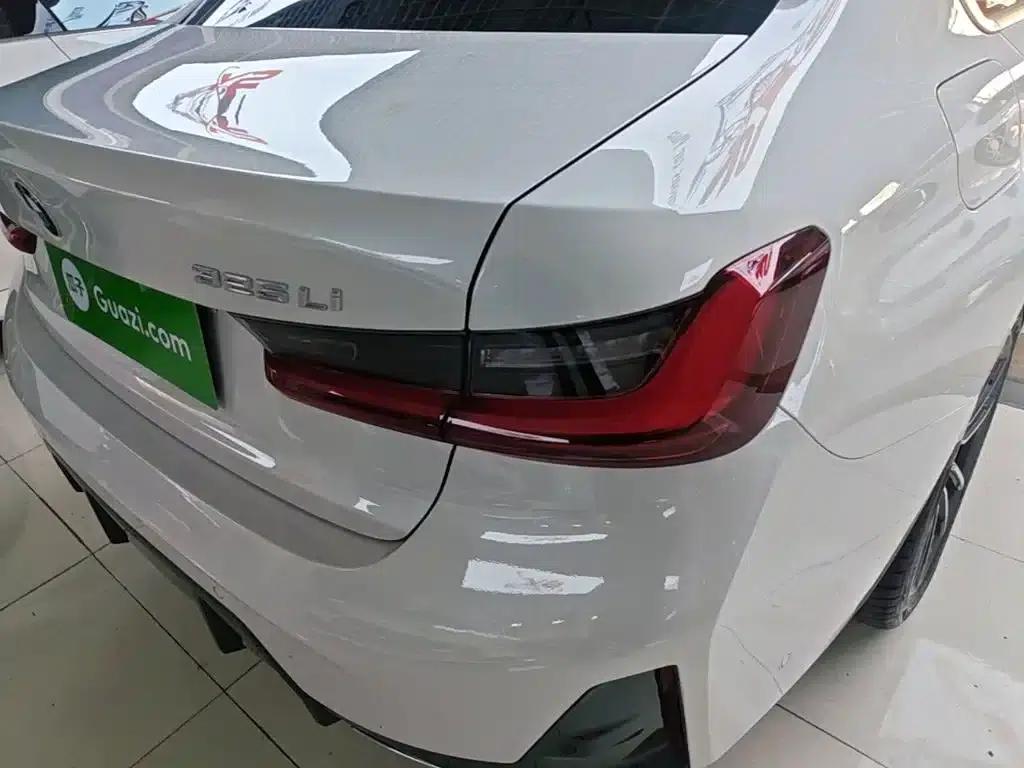 2023 BMW 3 Series 325Li M Sport Package — миниатюра 24