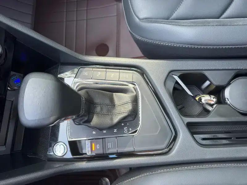 Tiguan L 2019 330TSI Automatic 2WD Smart Luxury Edition (China VI Emission Standard) — миниатюра 16